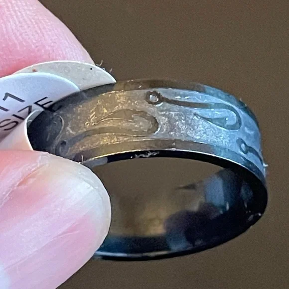 8mm black fish hooks ring size 11 - Picture 9 of 10